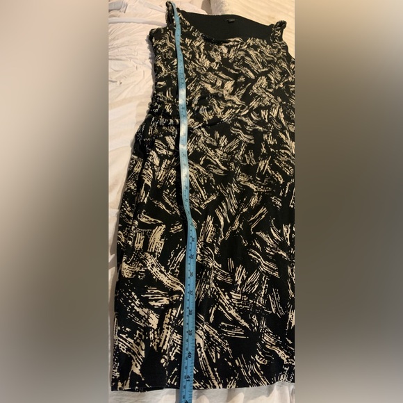 Ann Taylor dress, sleeveless, pre-loved but in good condition - Picture 6 of 8